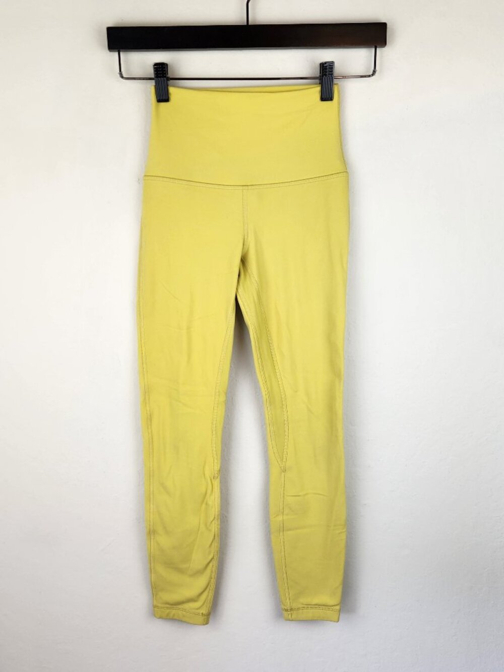 Lululemon Align High Rise Pant Leggings 25" Yellow Pear sz 2